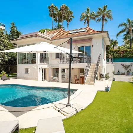 Charming Villa With Garden & Sea Breeze Antibes Getaway アパート *